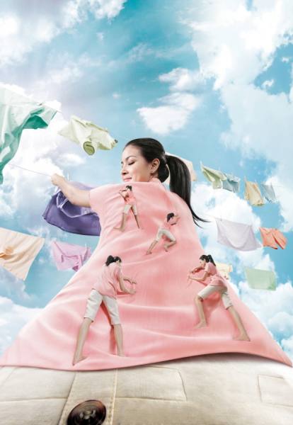 Photograph Clarissa And Peddy Laundry on One Eyeland